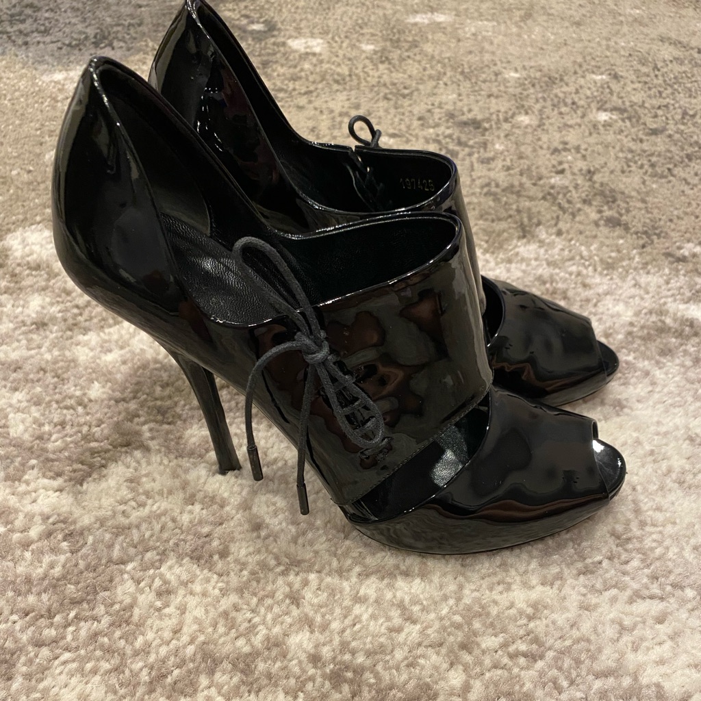 Gucci Patent Leather Peep-Toe Lace Up Heels